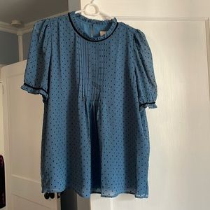 POLKA DOT WITH VELVET TRIM PIN TUCKED TOP! SIZE:SMALL
